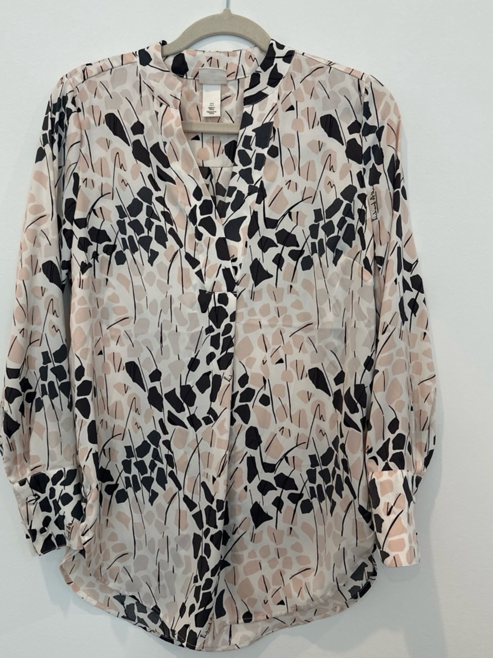 H&M Black Patterned Button-Down Shirt